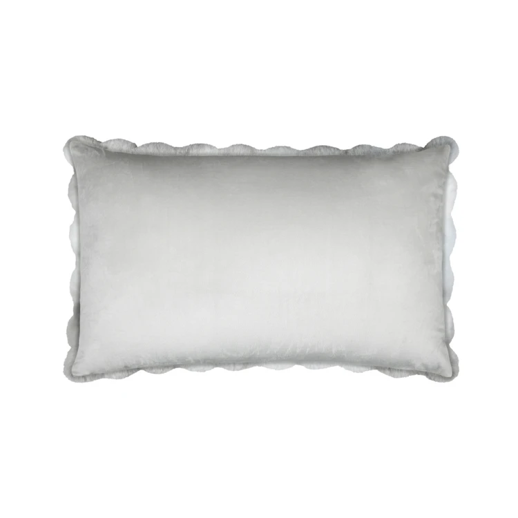 Coussin déhoussable imitation fourrure