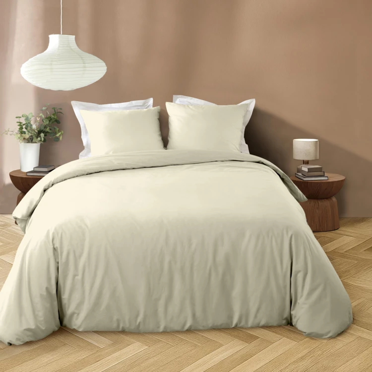 Parure de lit 3 pièces en microfibre unie lavée housse + taies