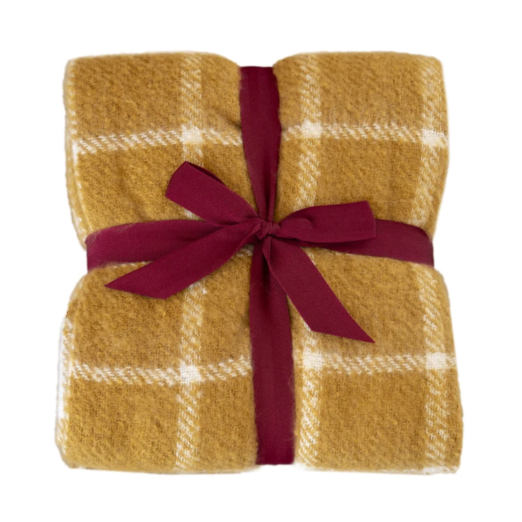Coperta a quadri effetto mohair con frange