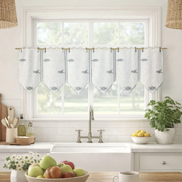 Windschutz mit Seemannsknoten-Motiven