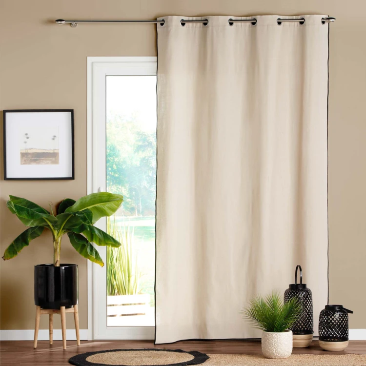 Schwarzer Schrägvorhang aus Polycotton