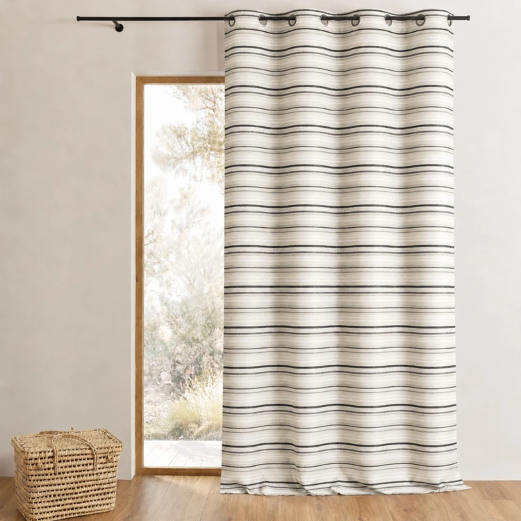 Cortina jacquard aislante con rayas finas
