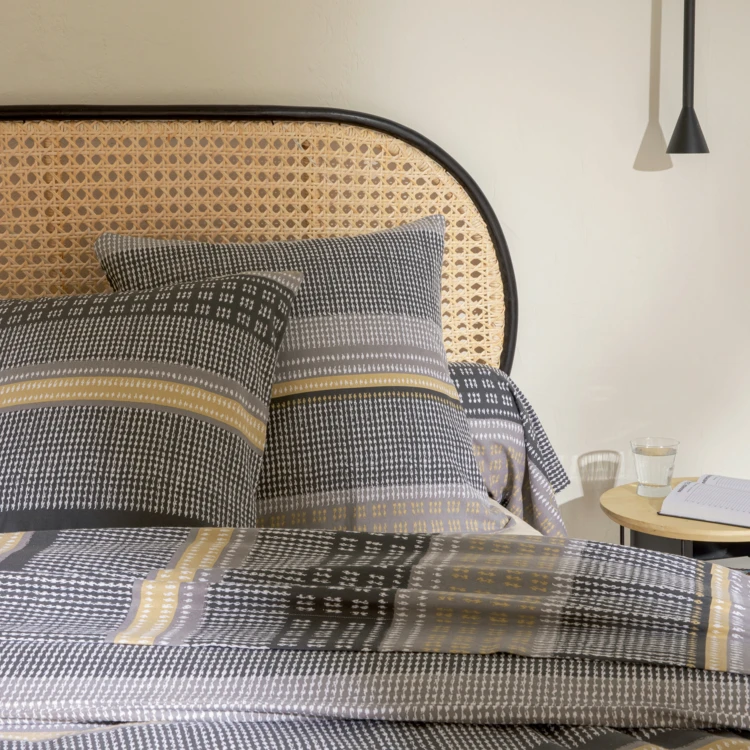 Set di biancheria da letto in flanella geometrica con federa per cuscino