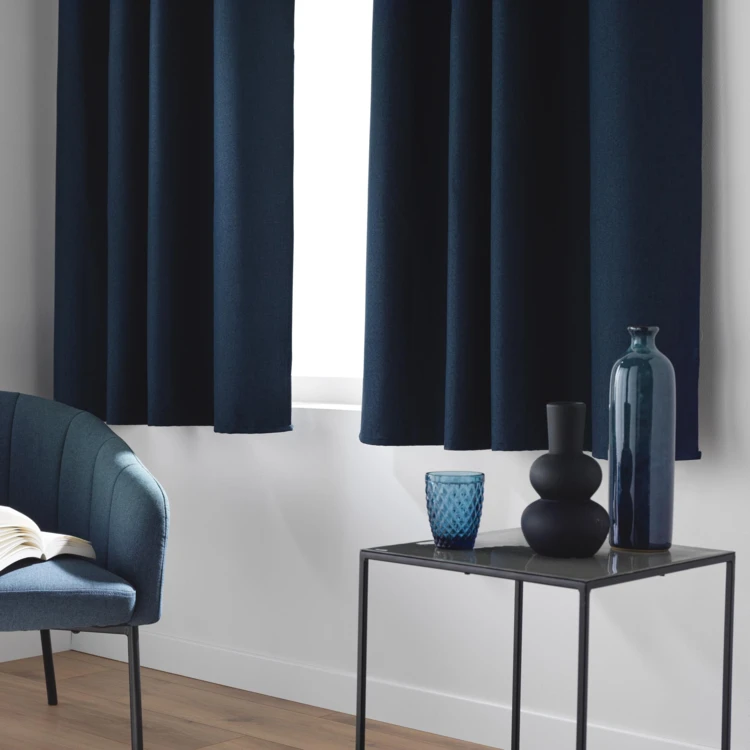 Rideau court occultant à œillets en chambray uni