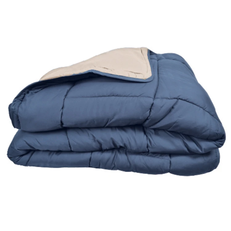 Couette légère réversible bicolore en microfibre 200 gr/m²