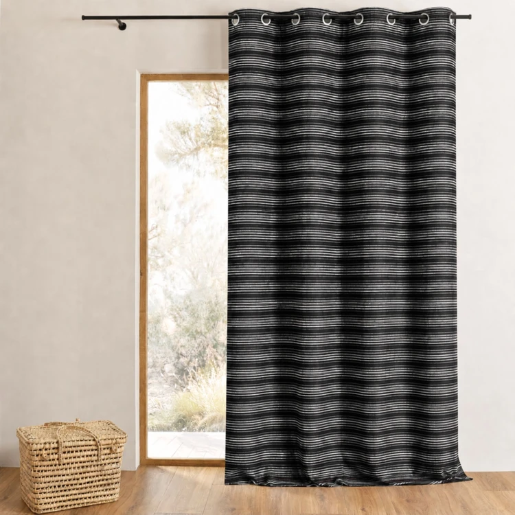 Cortina jacquard aislante con rayas finas