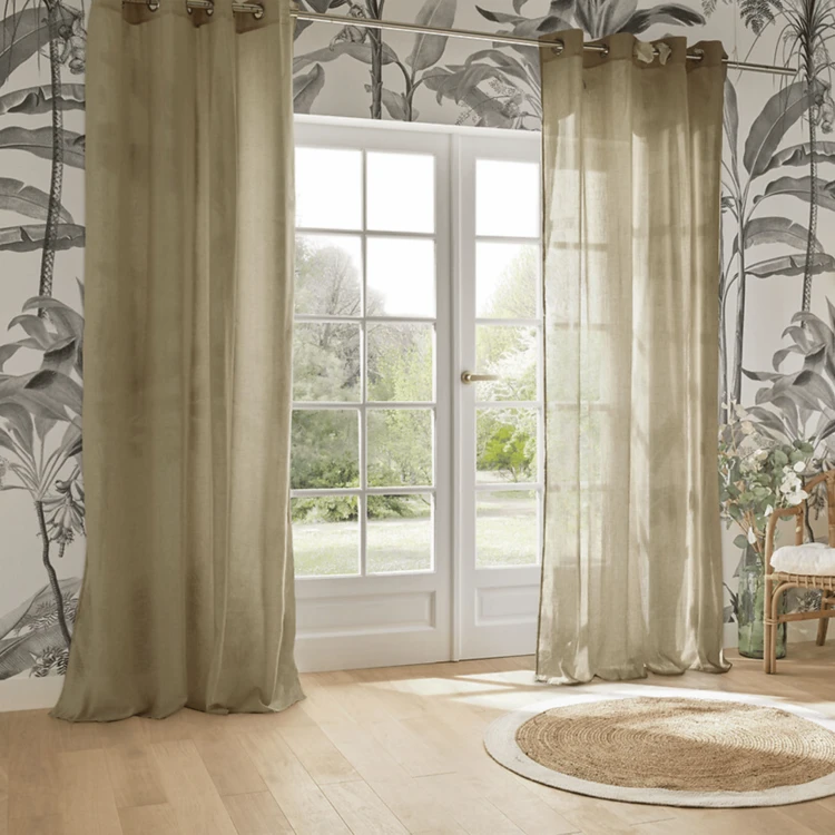 Visillo liso con ojales