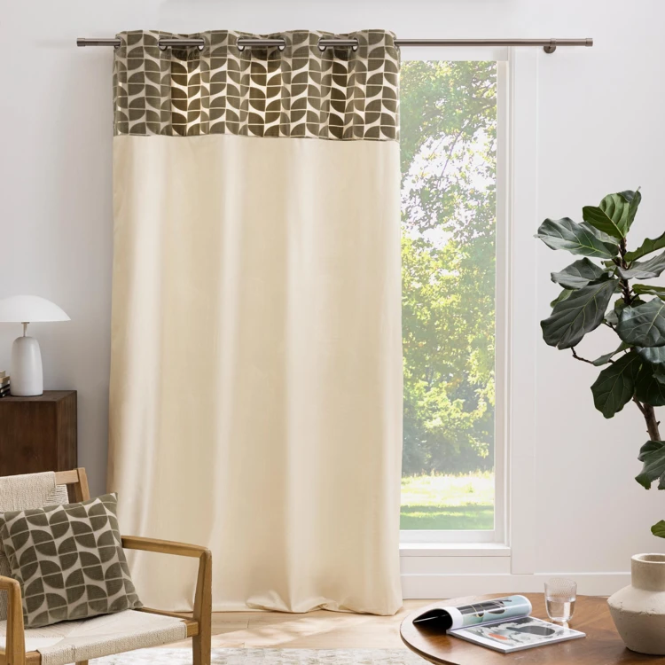 Coussin décoratif carré en velours dévoré à motif géométrique