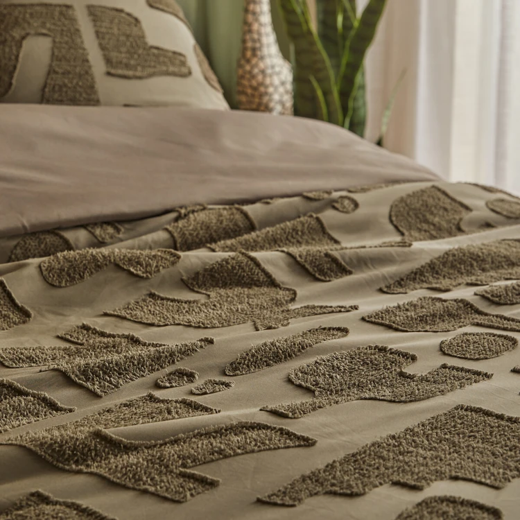 3-teiliges Bettwäscheset mit Tufting-Muster