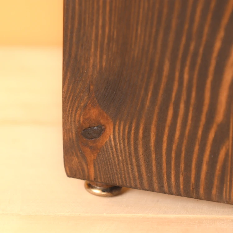 Beistelltisch aus Holz