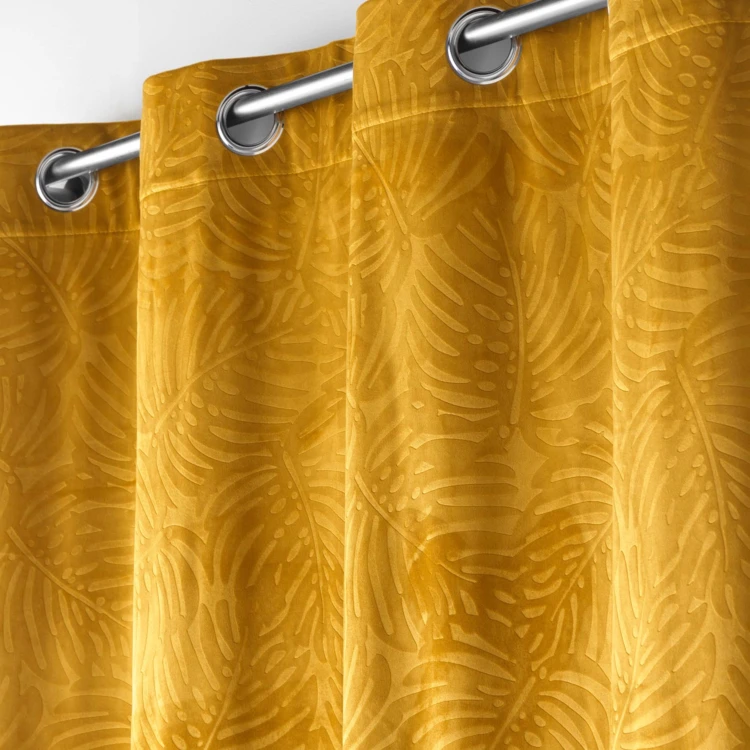 Cortina opaca de terciopelo en relieve