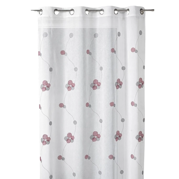 Cortina transparente bordada com motivos florais circulares e linhas onduladas