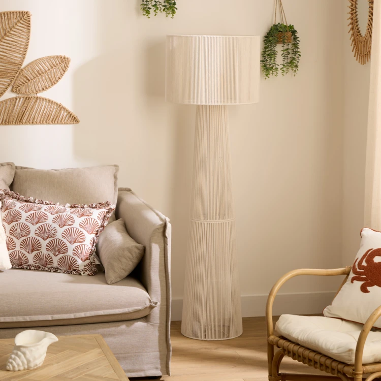 Design-Stehlampe aus Baumwolle