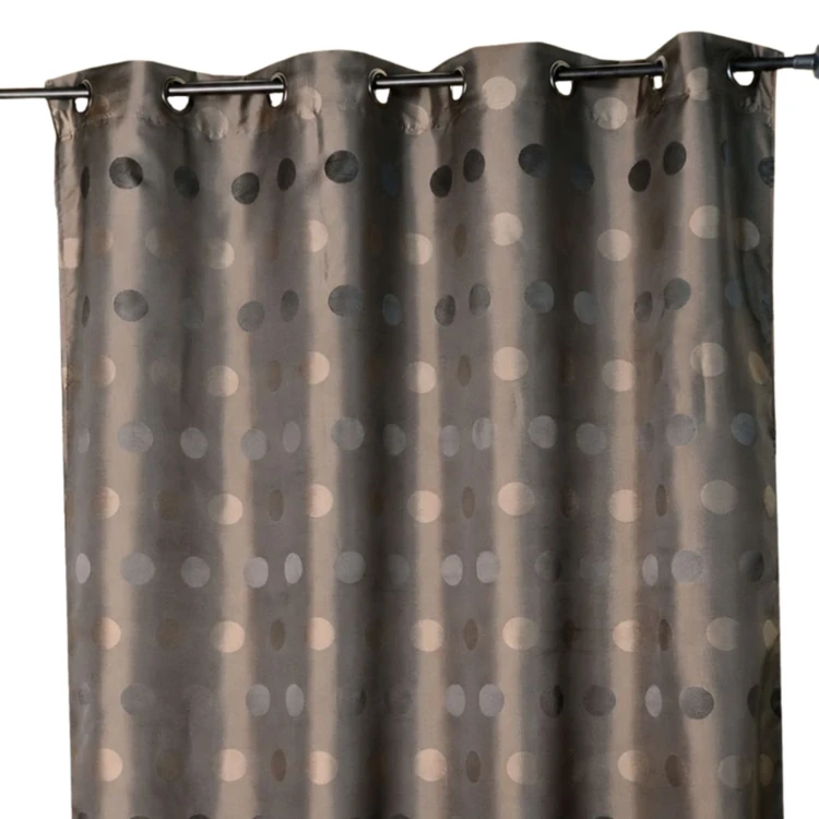 Cortina jacquard com bolinhas tom sobre tom