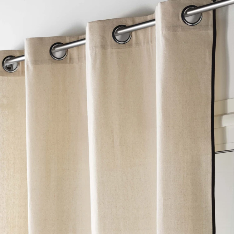 Schwarzer Schrägvorhang aus Polycotton