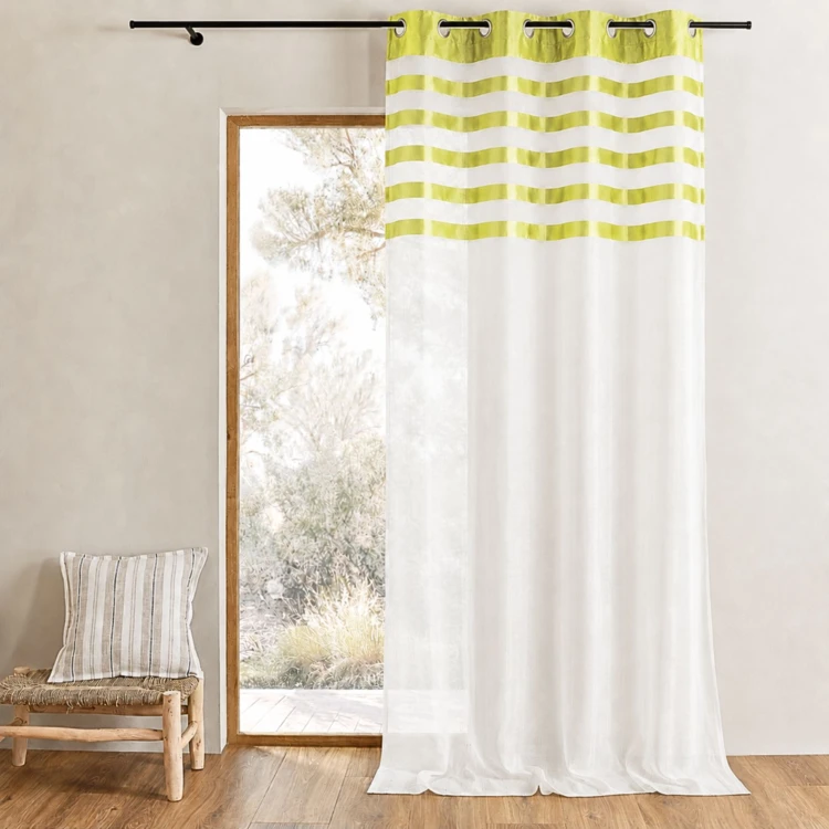 Fio transparente com face em risca de cetim