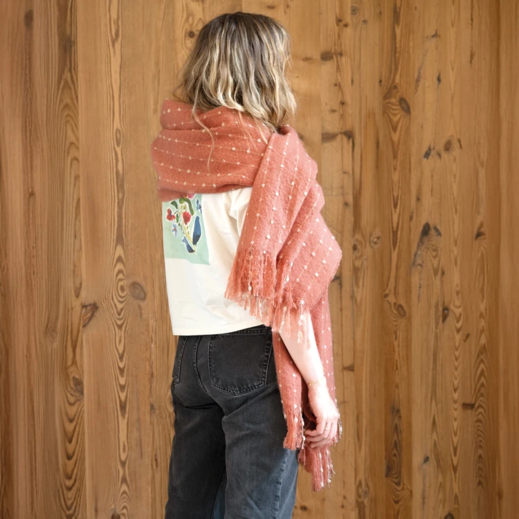 Bedloper / Gestippelde mohair stola