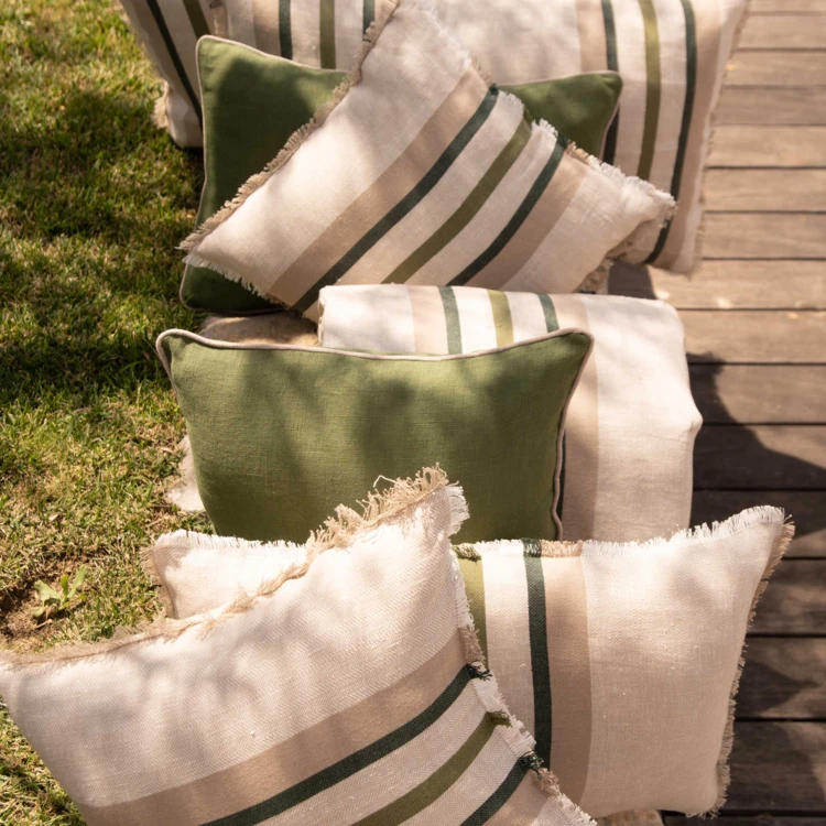 Cuscino a righe in lino e cotone
