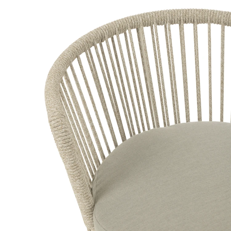 Chaise extérieure design en acier et corde