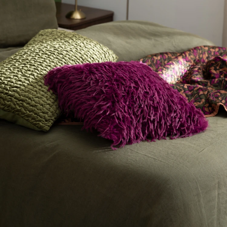 Coussin en velours effet 3D moelleux