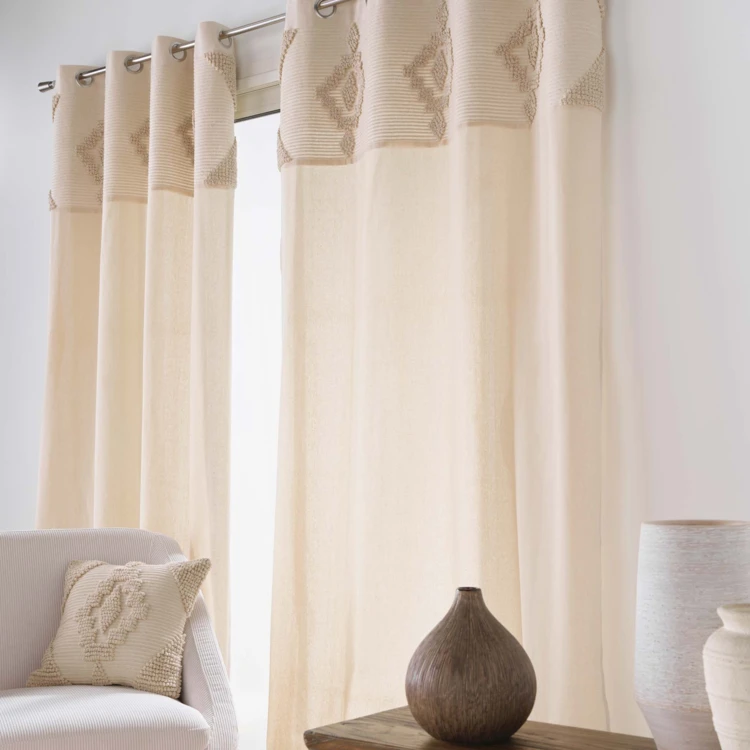 Poly-katoenen vitrage met decoratieve strook