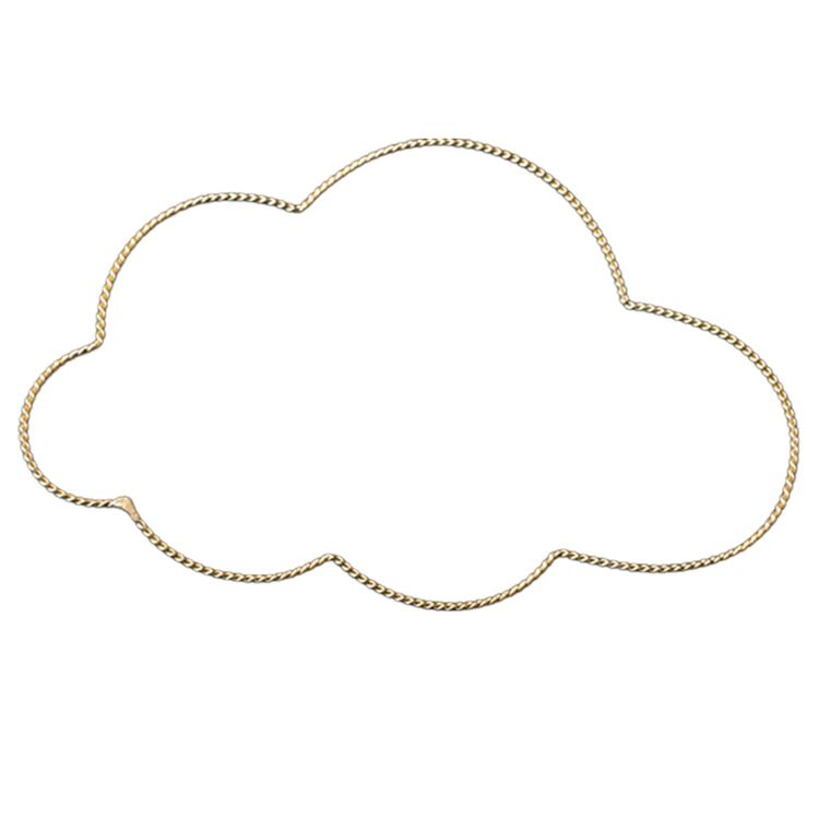 Déco murale nuage fil laiton torsadé