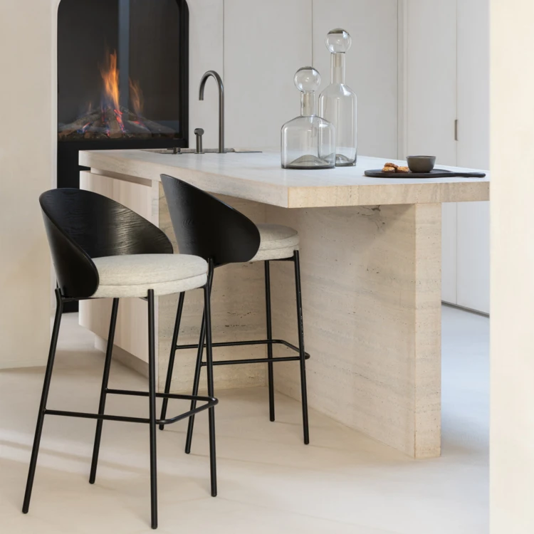 Chaise de bar design et bicolore