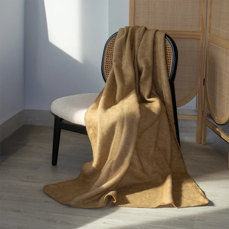 Plaid ou couverture chaude laine et mohair