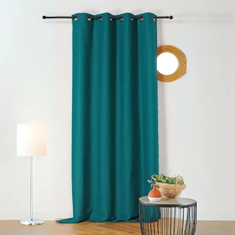 Vorhang mit strukturierter Bouclé-Optik