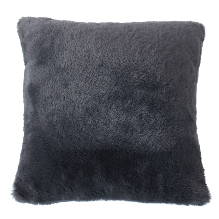 Coussin décoratif imitation fourrure toucher ultra doux