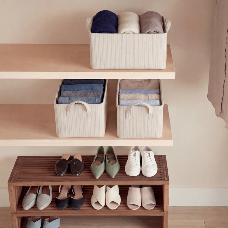Opbergmand van polyester met stalen frame