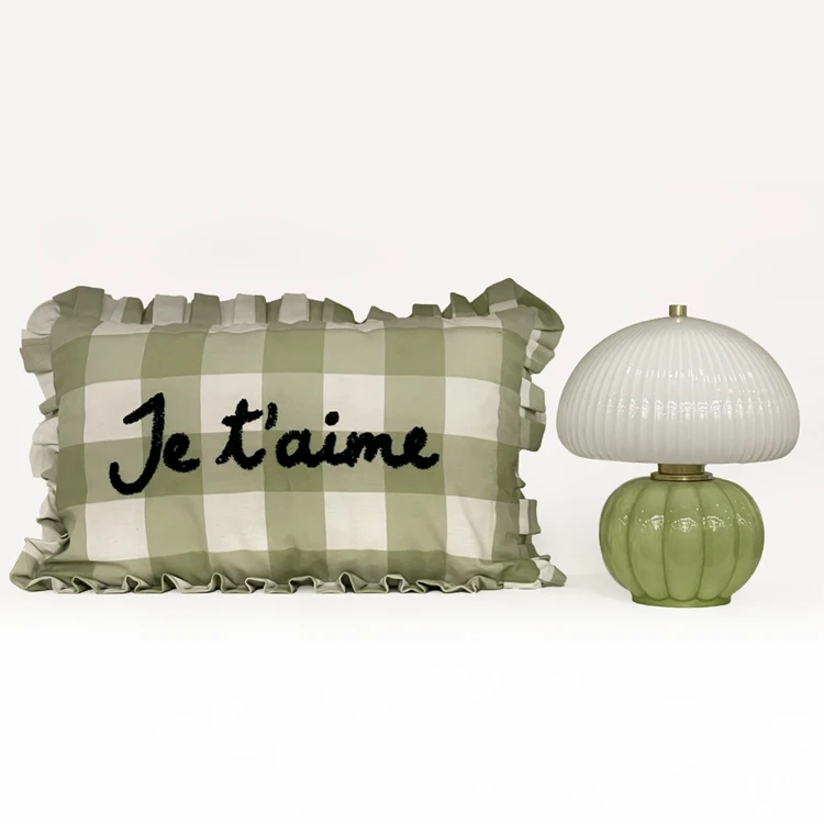 Cojín rectangular a cuadros "Je t'aime