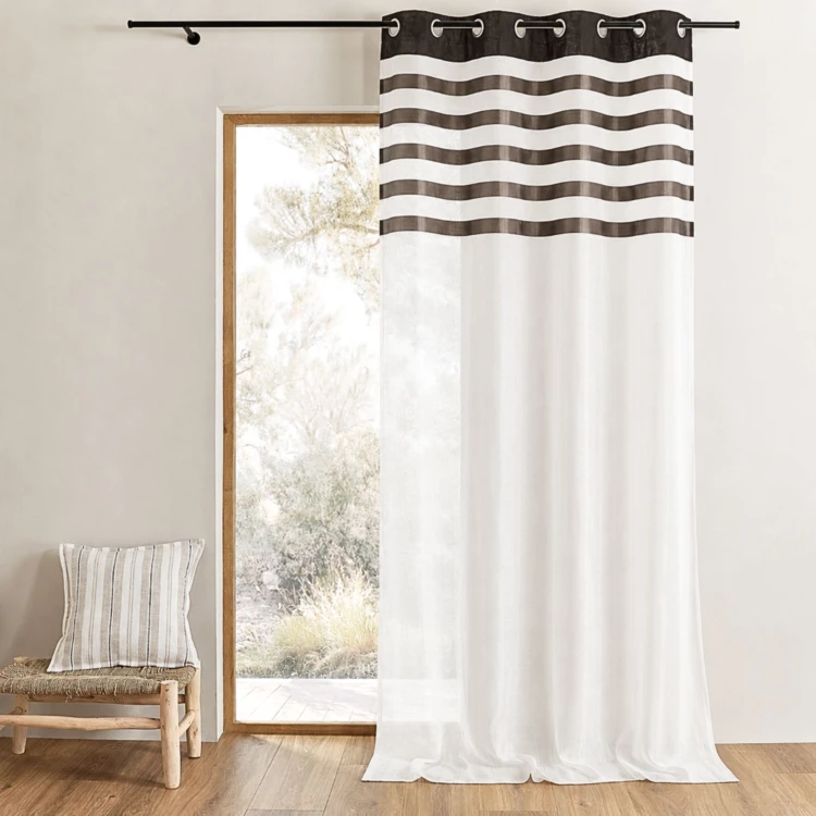 Fio transparente com face em risca de cetim