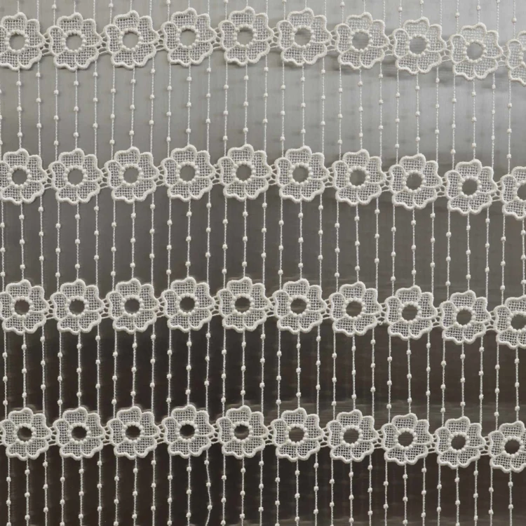 Modulable à fleurs suspendues en macramé