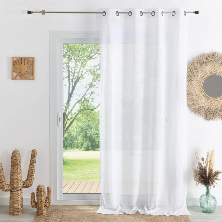 Cortinas lisas de rayas finas