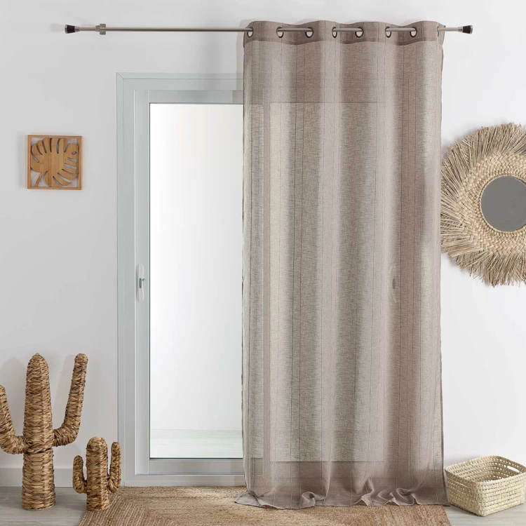 Cortinas lisas de rayas finas