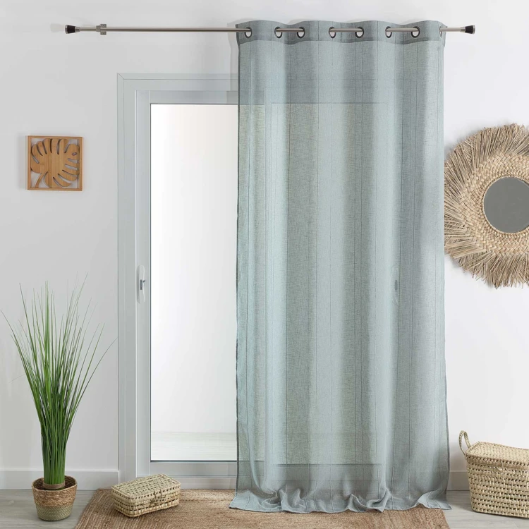 Cortinas lisas de rayas finas