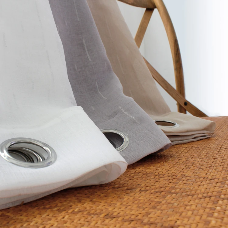 Veiling met zilver geweven draden