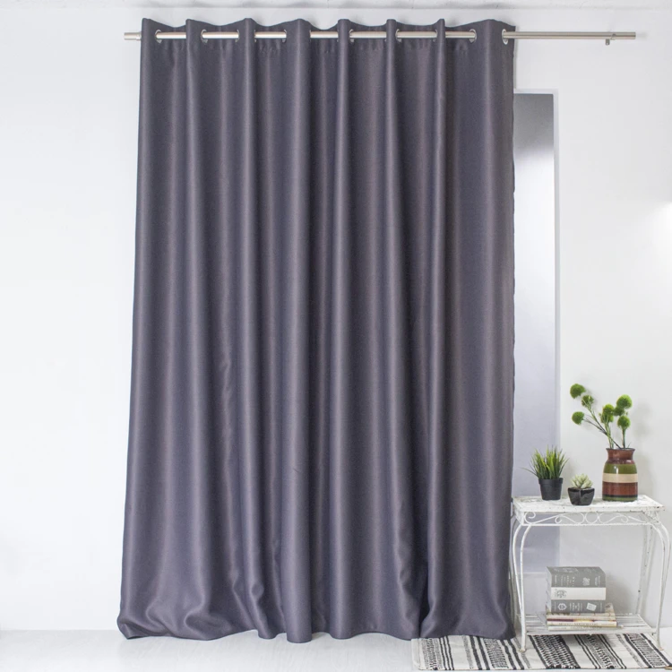 Tenda oscurante in filo nero di grande larghezza