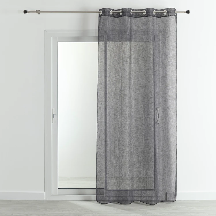 Cortinas com efeito linho