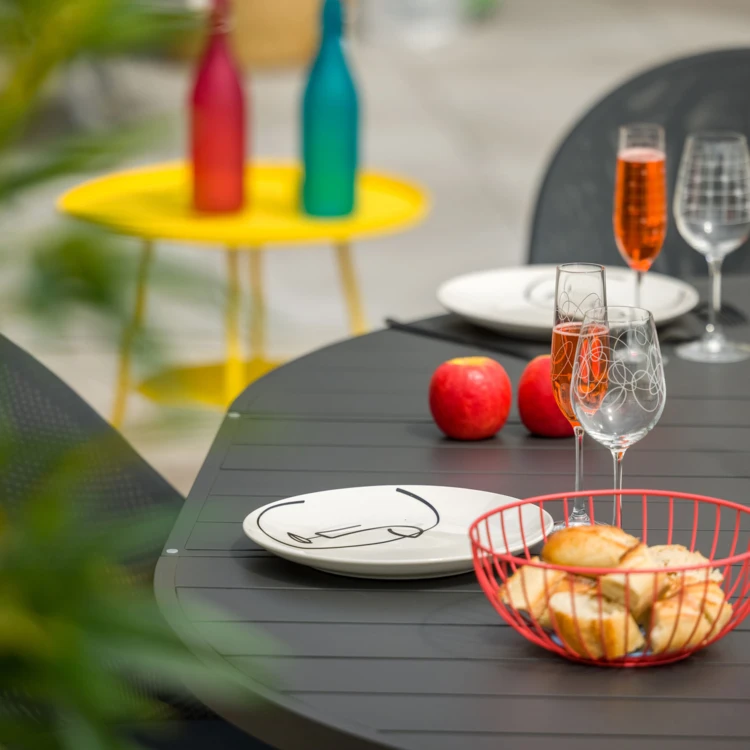 Table ronde extensible pour 8/10 personnes
