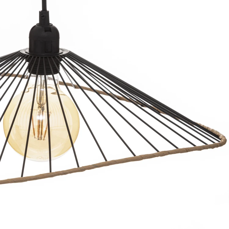 Moderne Pendelleuchte aus Metall