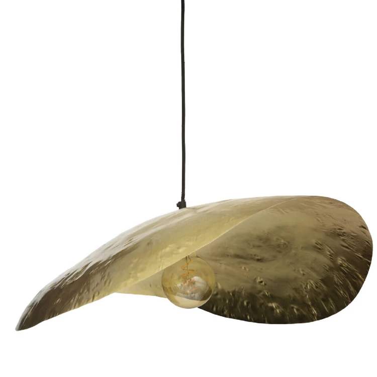 Hanglamp van gehamerd messing