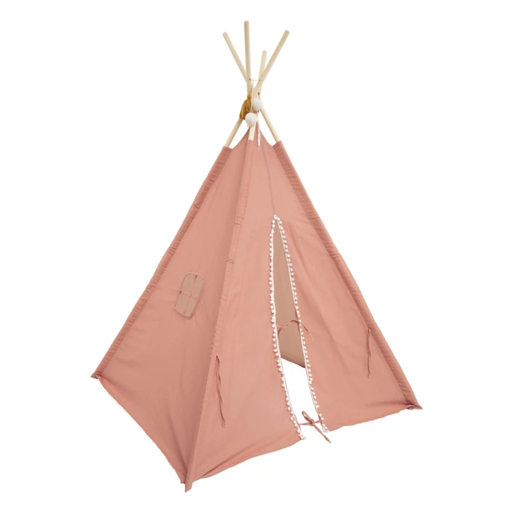 Tipi mit runden Pompons