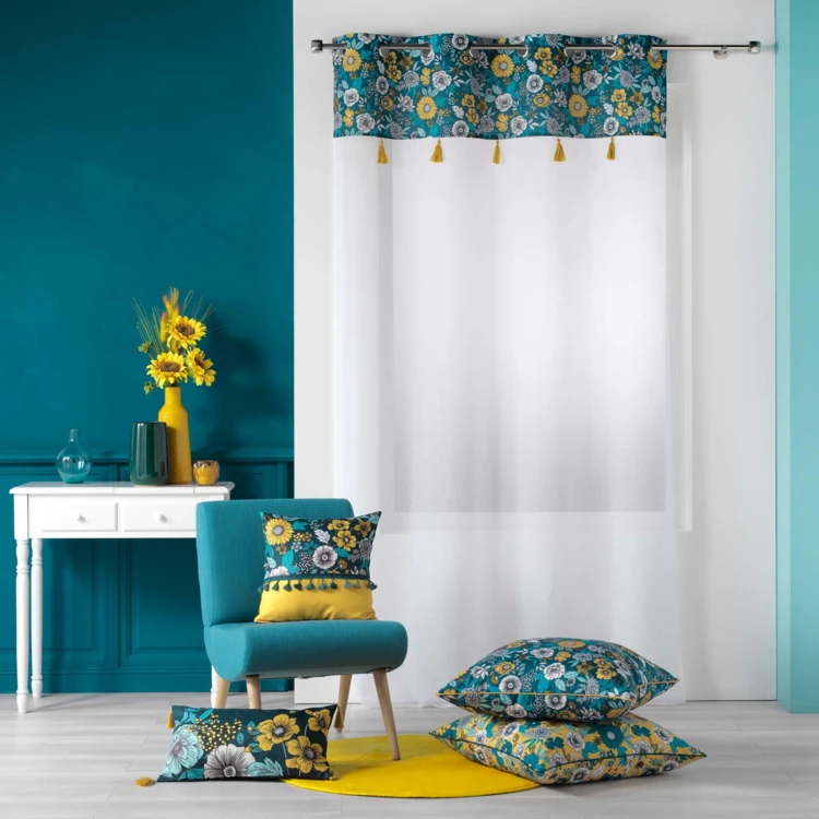 Tecido transparente jateado com estampado floral