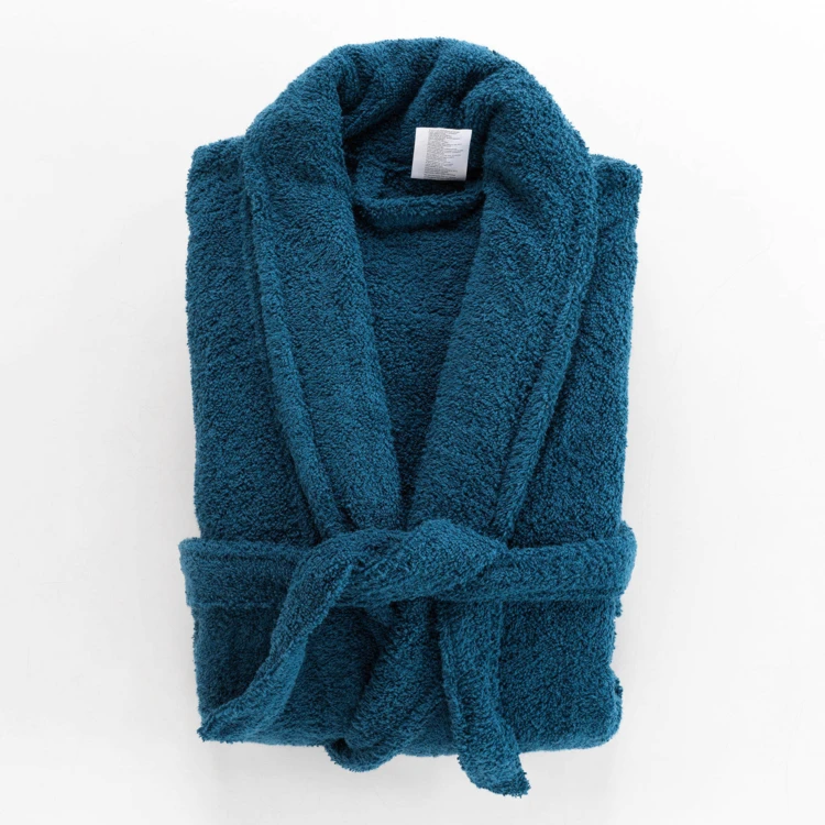 Albornoz liso con cuello chal