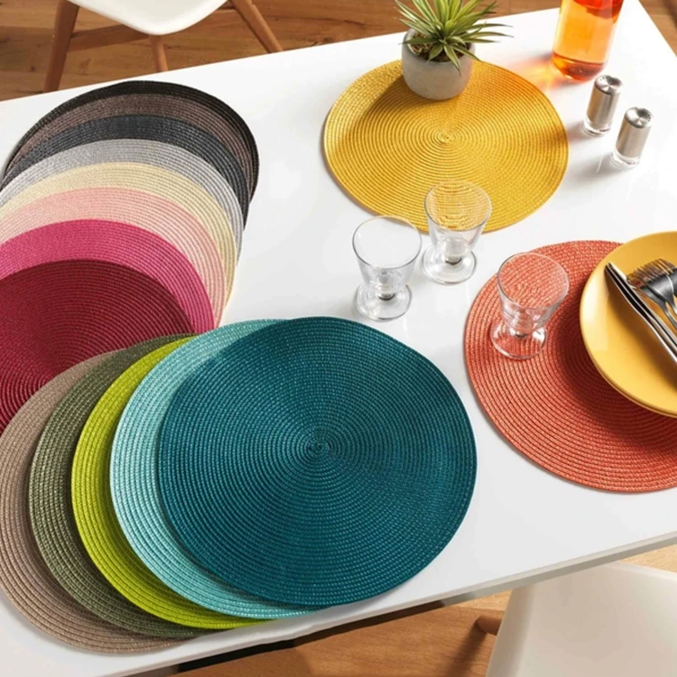 Rundes, buntes Tischset