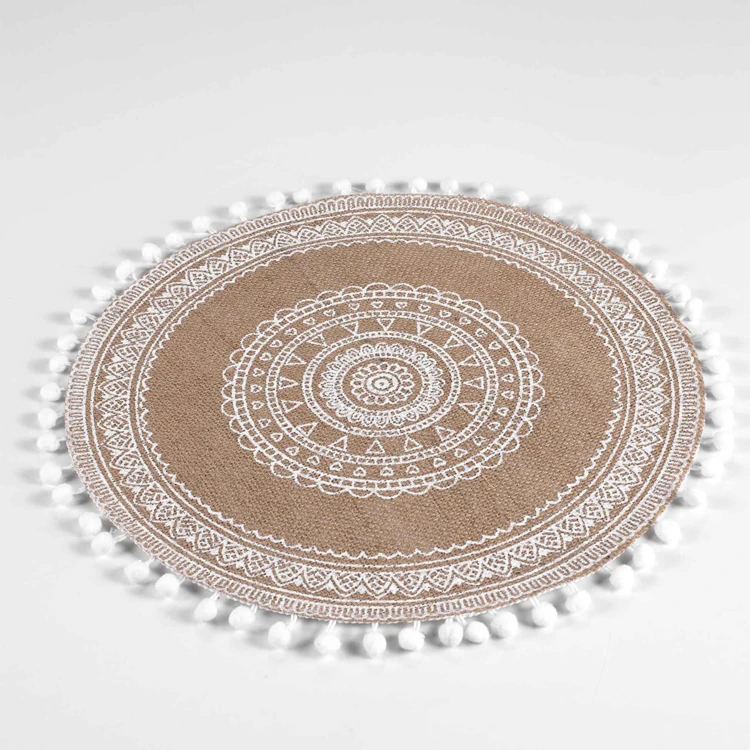 Set de table rond en jute avec pompons