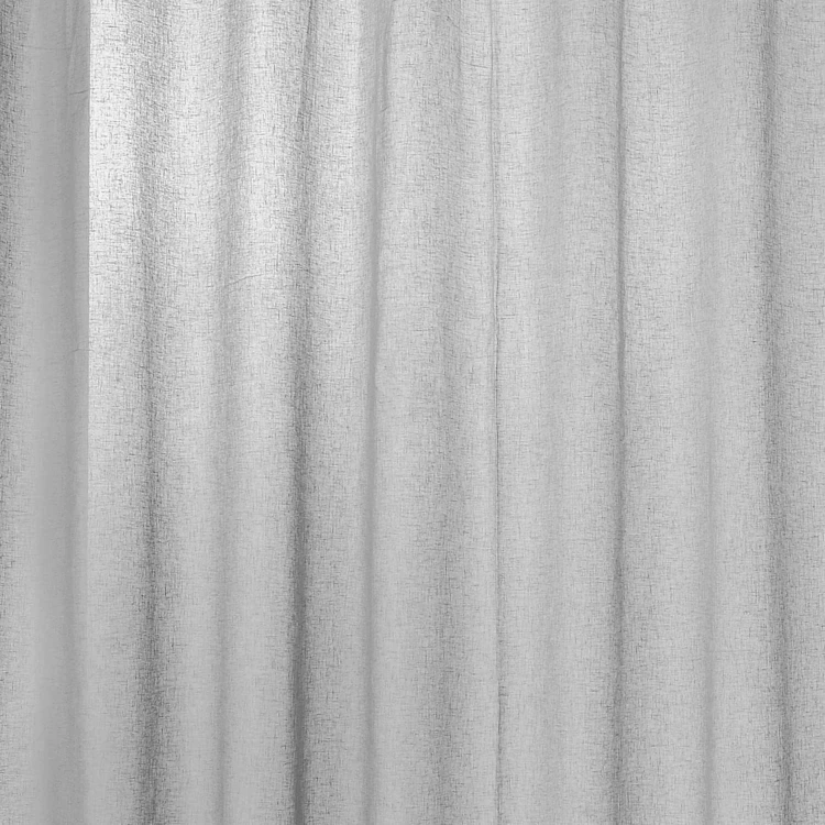 Halbtransparenter Vorhang in großer Breite