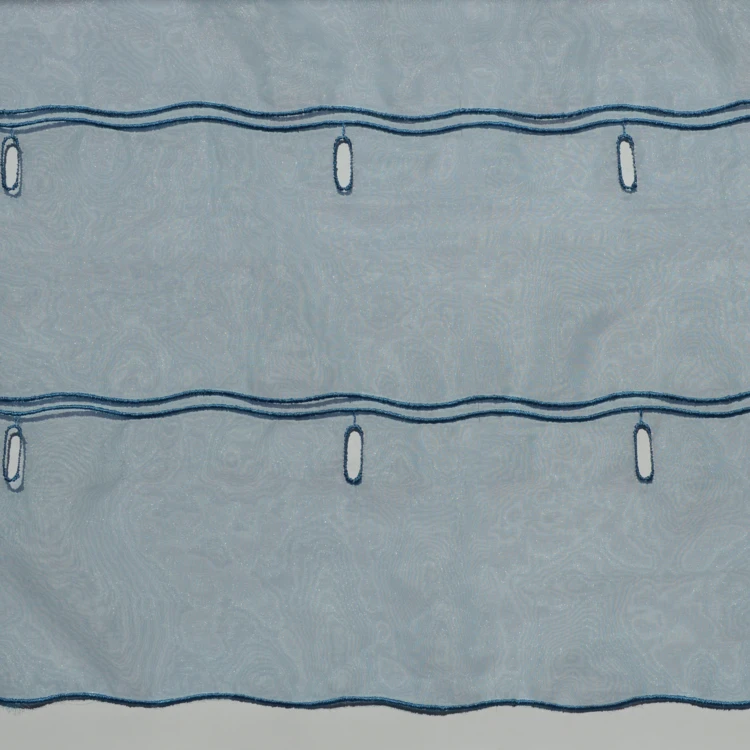 Modulable organza uni à boutonnières brodées